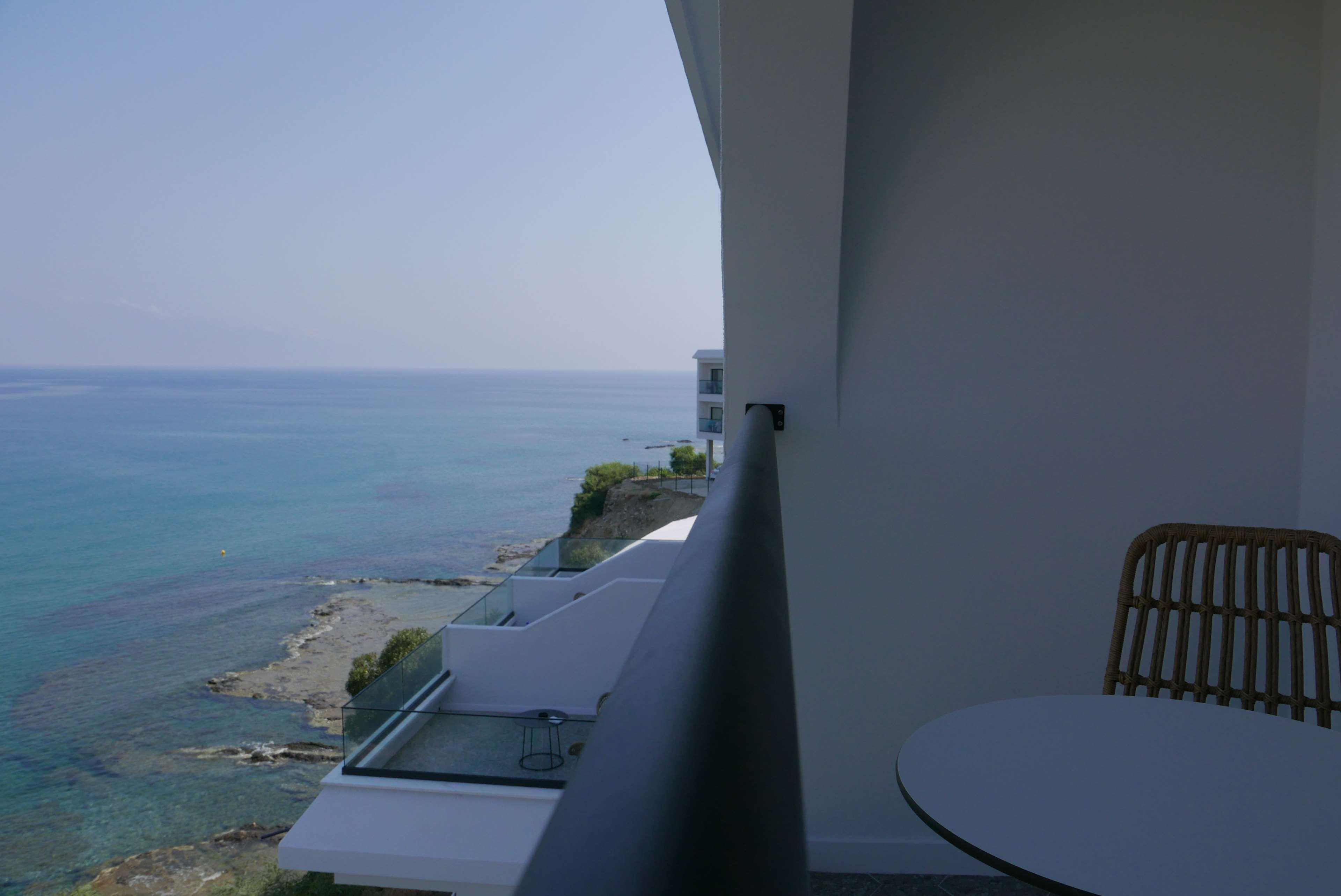 E.J. Pyrgos Bay Hotel Kato Pyrgos Exterior foto